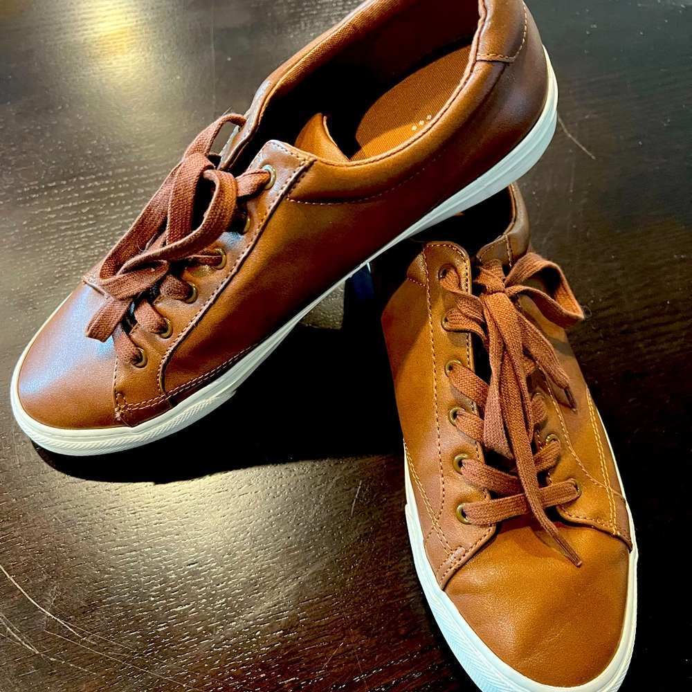 Banana Republic 10.5 leather shoes